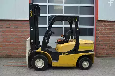 Chariots élévateurs diesel 2014  Yale GDP40VX5 (Nr. D3179) (2)