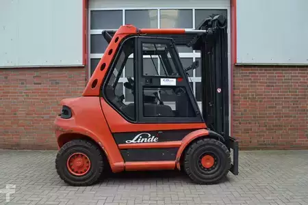 Diesel gaffeltruck 2008  Linde H70D-353 (Nr. D3176) (1)