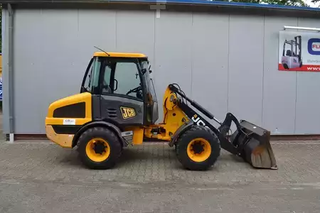 Sonstige 2016  JCB 406 (Nr. D2831) (1)