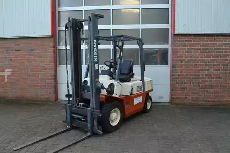 Dieselový VZV 1998  Nissan FJ02A25U (Nr. D3230) (4)
