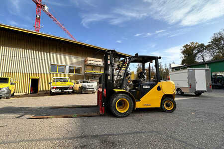 Carretilla elevadora diésel 2016 Rubag CPD40-XW58B (1)