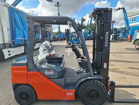 Dieselový VZV 2023 Toyota 52-8FDF25 (1)