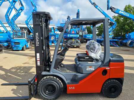 Dieselový VZV 2023 Toyota 52-8FDF25 (2)