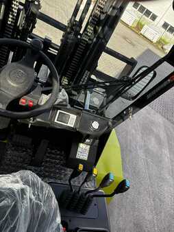 Chariots élévateurs diesel 2025  Clark C80D (4)