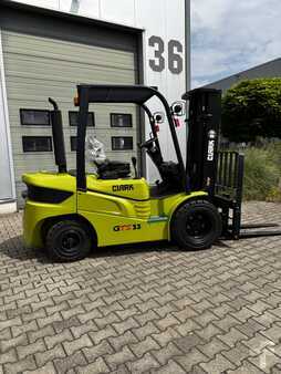 Dieselstapler 2024  Clark GTS 33 (1)