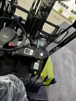 Carretilla elevadora diésel 2025  Clark C80D-900 (5)