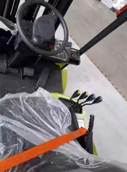 LPG Forklifts 2024  Clark GTS 30 (5)