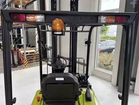 Sähkö - 4 pyör 2019  Clark GEX 30 AUSSTELLUNGSFAHRZEUG (3)
