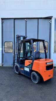 Dieseltrukki 2006  Doosan D30S-3 (5)