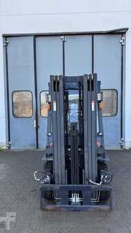 Dieselstapler 2019 Doosan D25GP (2)