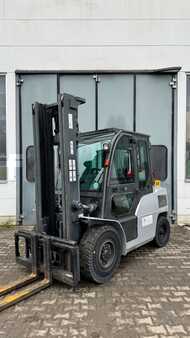 Treibgasstapler-Nissan-J1F4A450LY