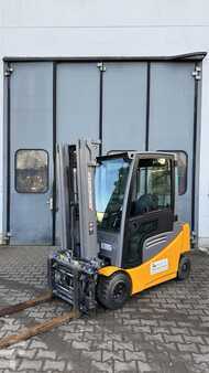 Treibgasstapler 2019 Jungheinrich EFG320x (1)