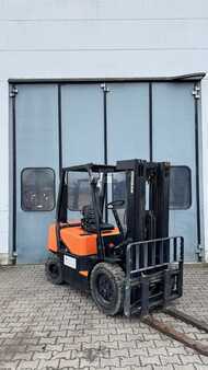 Dieselstapler 2004 Doosan D25 S3 (2)