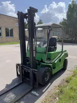 Container Handlers 2013  Cesab Drago H350 (1)