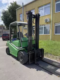 Container Handlers 2013  Cesab Drago H350 (3)
