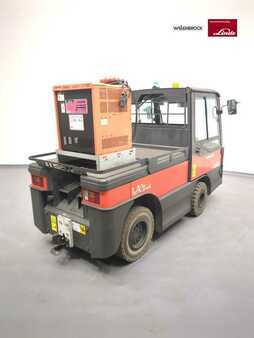 Chariots tracteurs 2015  Linde P250-127-01 (2)