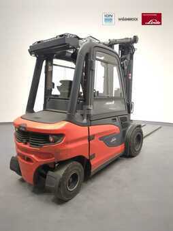 Carrelli elettrici 4 ruote 2023  Linde X35-1252-01 (2)