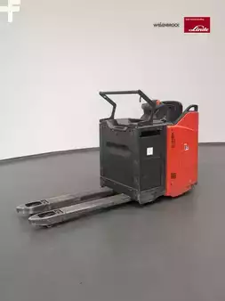 Apilador conductor incorporado 2017  Linde T25SP-131-07 (2)