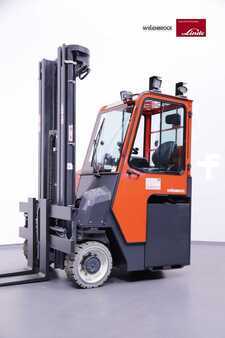 Vierwegestapler 2020  Combilift C4000CBE (1)