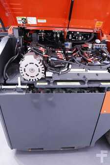 Vierwegestapler 2020  Combilift C4000CBE (4)