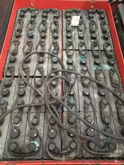 Rebocador 2017  Linde P250-127-05 (4)