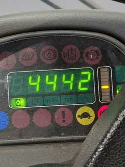 Tahač 2017  Linde P250-127-05 (5)