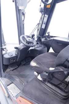 Wózki widłowe diesel 2017  Linde H18D-391-01 (3) 