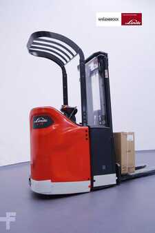 VZV s plošinou pro řidiče 2024  Linde L16SP-1177-01 (1)