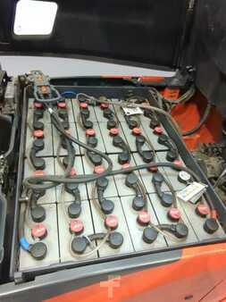 3-wiel elektrische heftrucks 2020  Linde E16H-386-02 (4)
