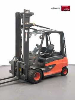 Eléctrico - 4 rodas 2021  Linde E35L-387-01 (1)