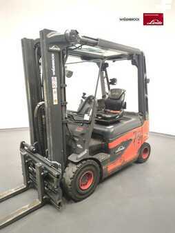 Elektro 4 Rad 2019  Linde E25R-387-01 (1)