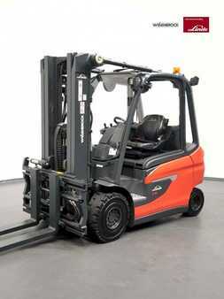 Elektro 4 Rad 2024  Linde E30L-1252-01 (1)