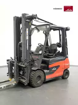 Elektro 4 Rad 2019  Linde E30-387-01 (1)