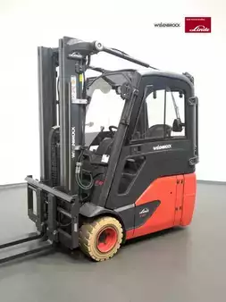 Elektrisk- 3 hjul 2018  Linde E18-386-02 (1)