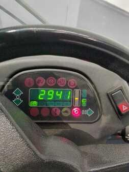 Chariots tracteurs 2018  Linde P250-127-02 (5)