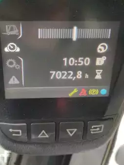 Elektromos 4 kerekű 2019  Linde E70-1279-01 (5)