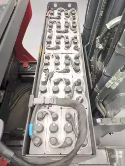 Carretilla retráctil 2023  Linde R16B-1120-01 (4)