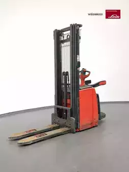 Stacker de condutor em pé 2020  Linde L14AP-1173-01 (2)