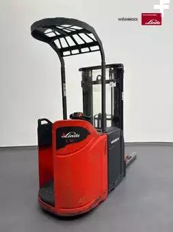 Wózki z platformą operatora 2020  Linde L12SP-133-01 (1)