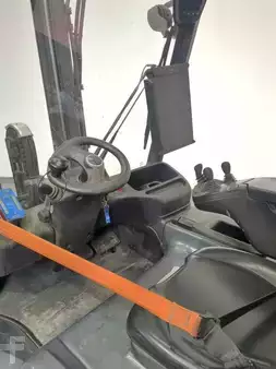 Elektromos 4 kerekű 2020  Linde E35HL-387-01 (3)