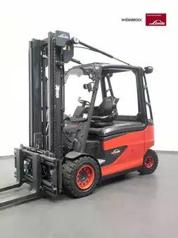 El truck - 4 hjulet 2021  Linde E50HL-388-01 (1)