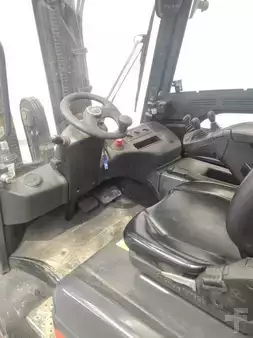 Elektromos 4 kerekű 2018  Linde E35L-387-01 (3)