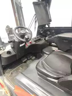 Elektromos 4 kerekű 2019  Linde E16P-386-02 (3)