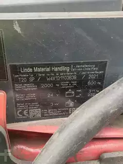 Stoccatori uomo a piedi 2021  Linde T20SP-131-01 (6)