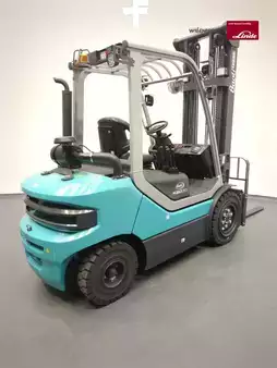 Empilhador diesel 2025  Baoli KBD30G1 (2)