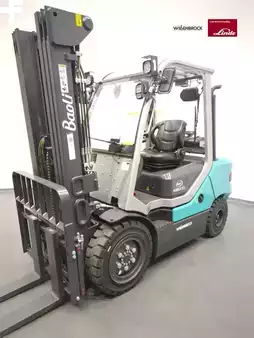 Chariots élévateurs diesel 2026  Baoli KBD35G1 (1)