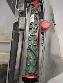 VZV s plošinou pro řidiče 2023  Linde L10B-1172-01 (4)
