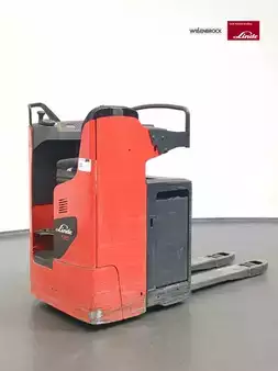 VZV s plošinou pro řidiče 2021  Linde T20R-1154-03 (1)