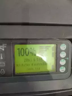 Beállós targonca 2022  Linde T25SP-131-02 (5)