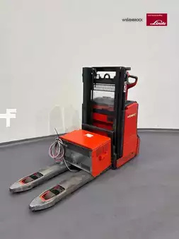 Ledstaplare gå 2021  Linde D08-1160-01 (2)